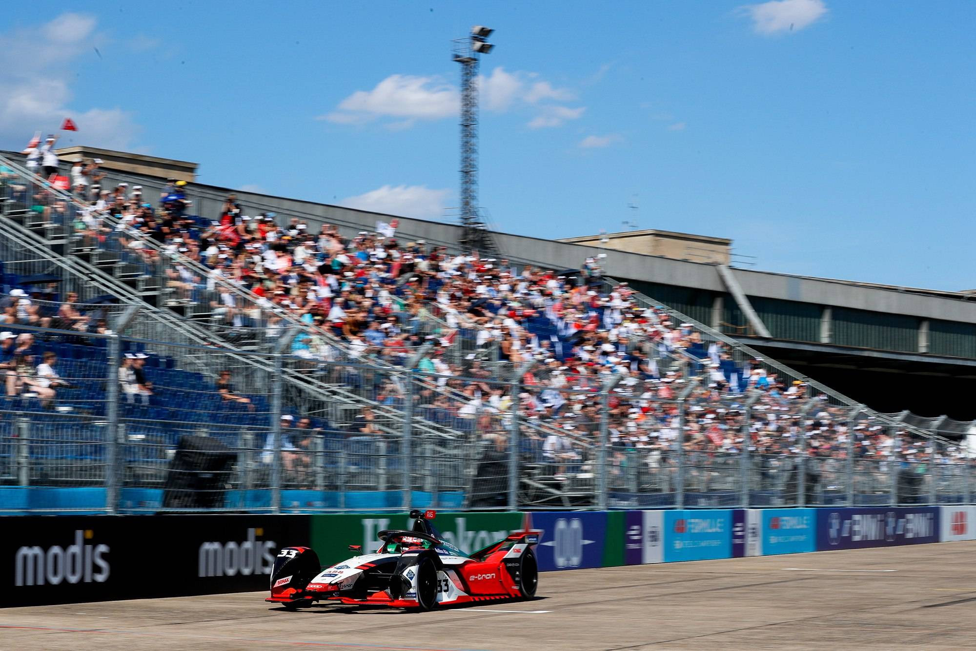 山西队主场告捷,重登胜利宝座的简单介绍 山西队主场告捷,重登胜利宝座的简单介绍