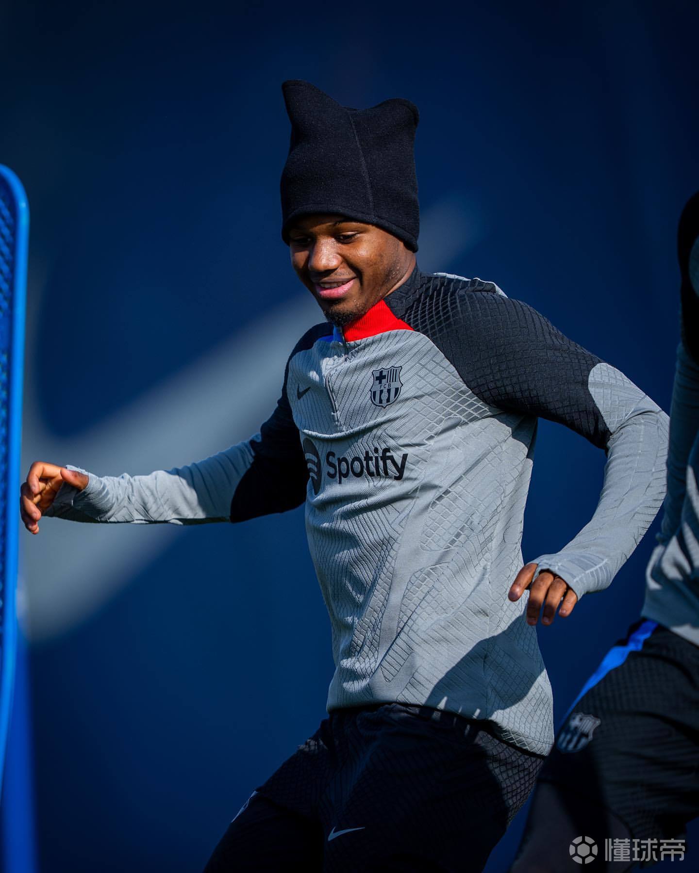 关于阿雅克肖迎战图卢兹，争取胜利提升排名的信息