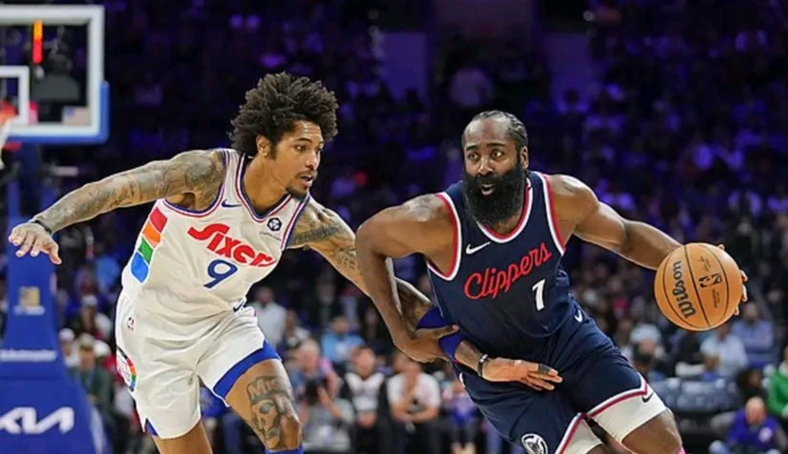 快船客场击败对手，表现引发关注