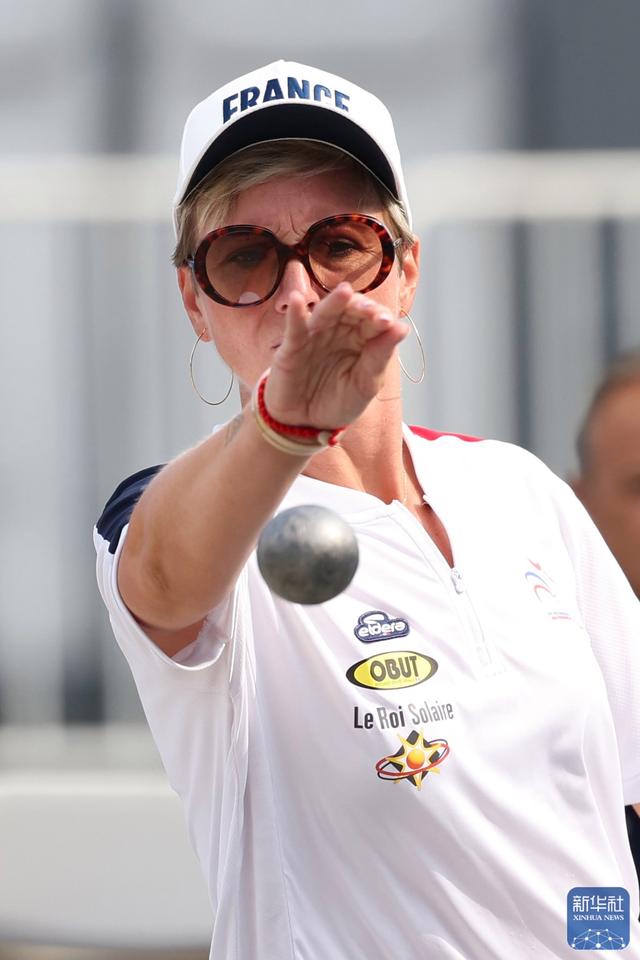法国选手表现抢眼，成功收获银牌