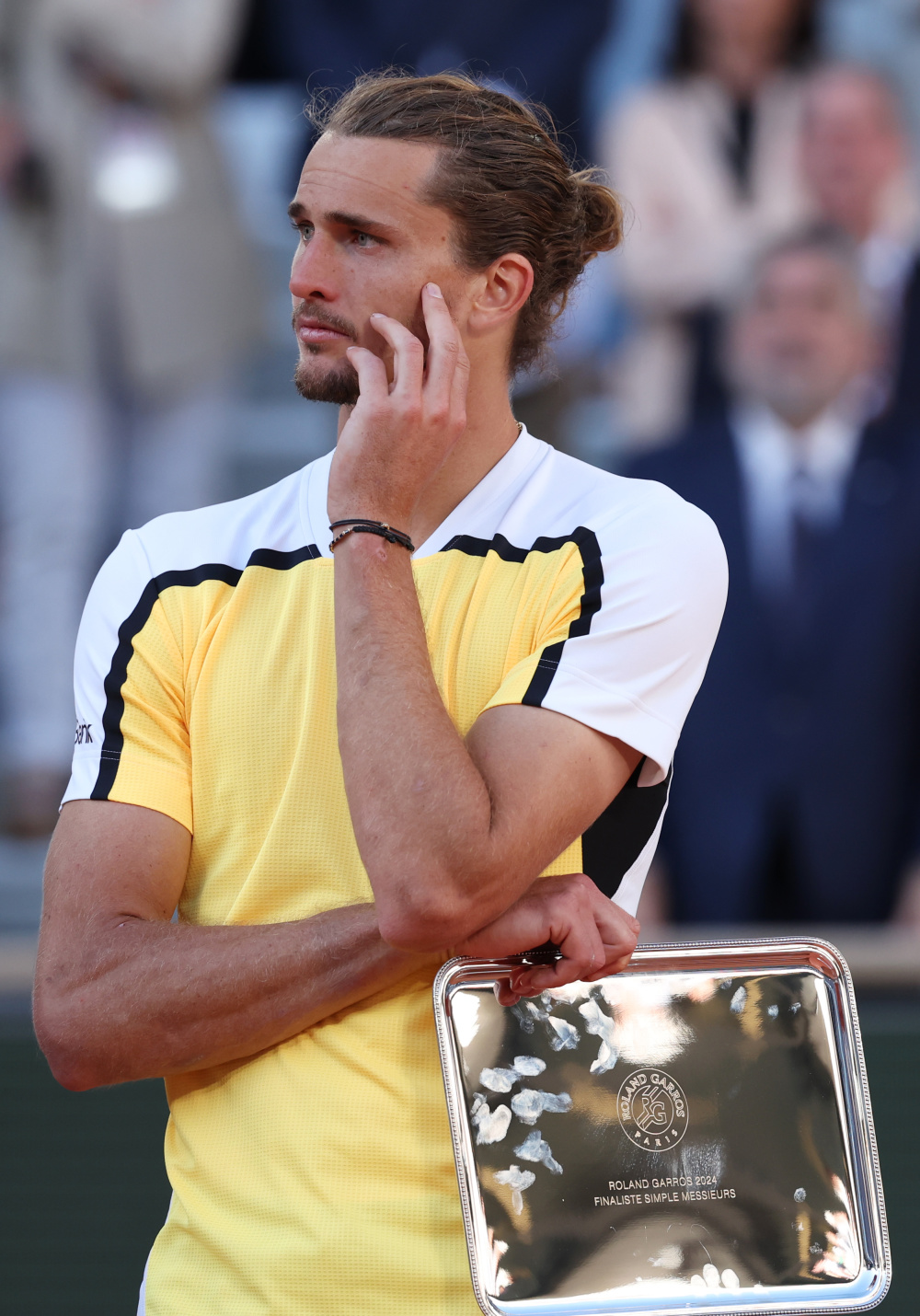 包含法网轻取澳网，兹维列夫高光表现的词条