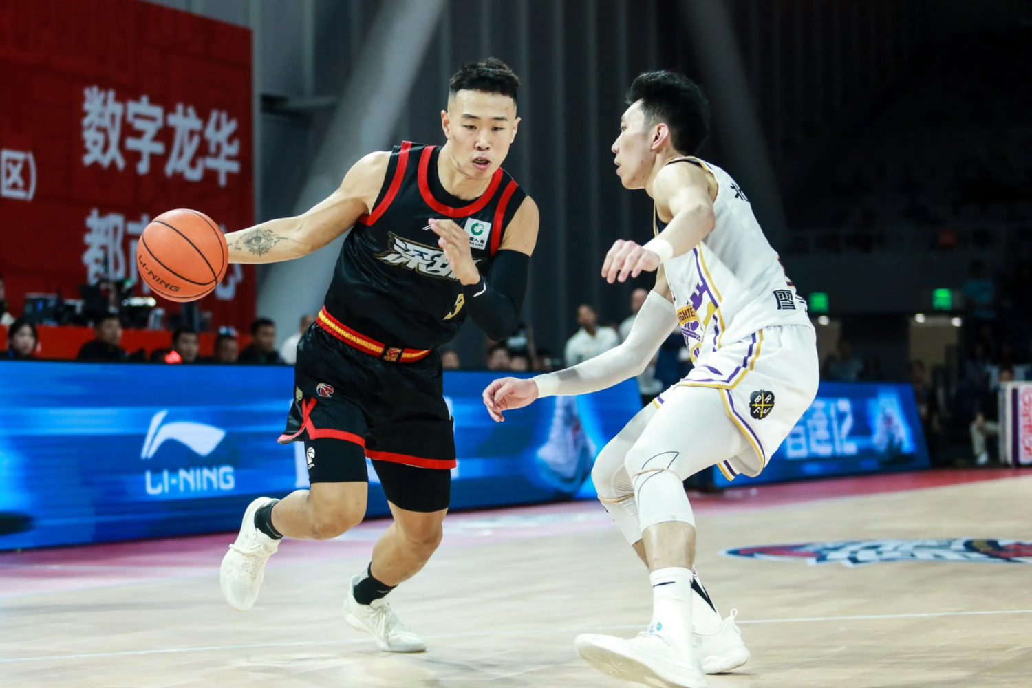 国王险胜深圳队，东契奇状态火热的简单介绍