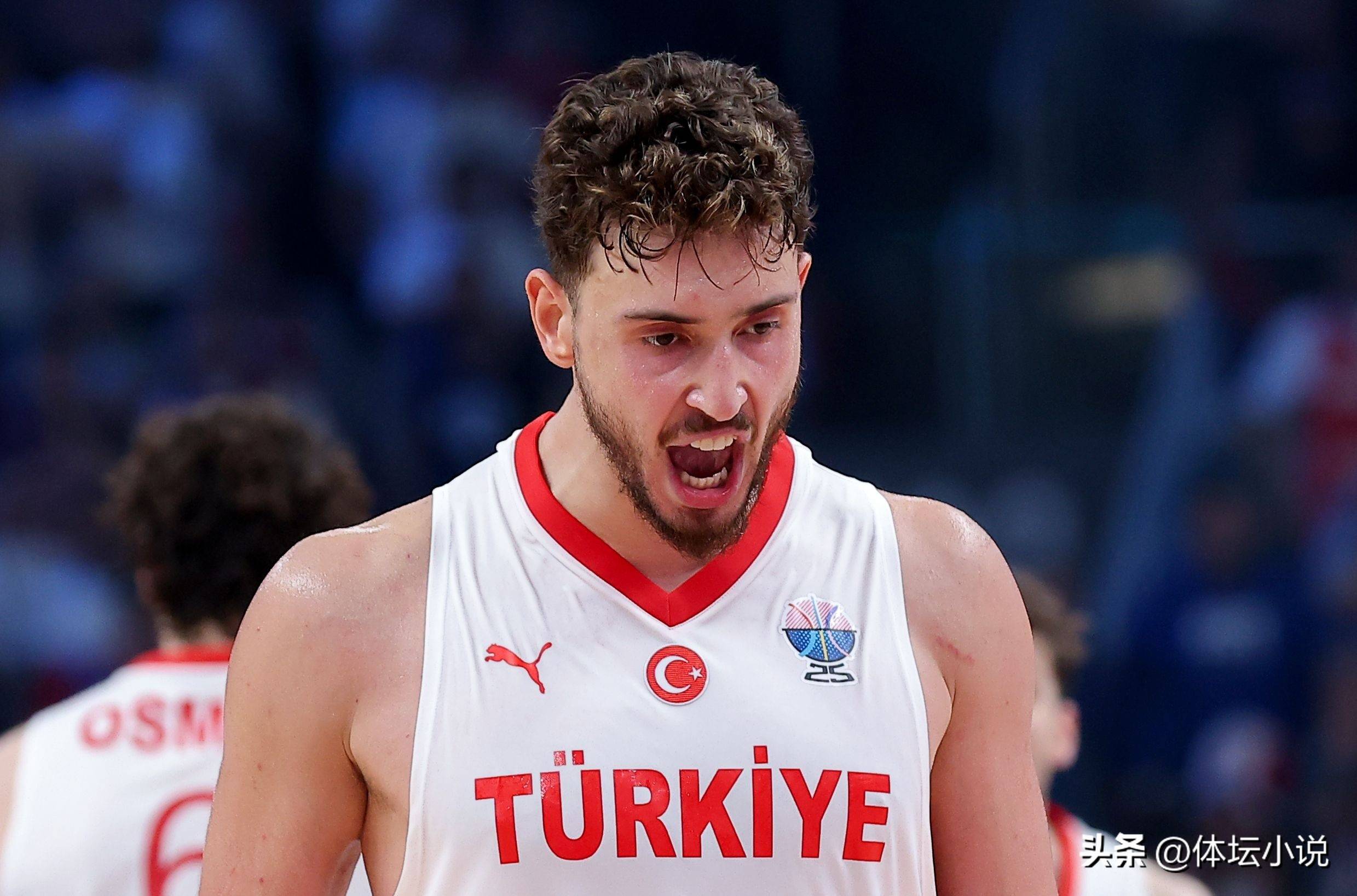 PG电子游戏-土耳其男篮力克湖人，瓦兰丘纳斯三分雨点燃全场的简单介绍