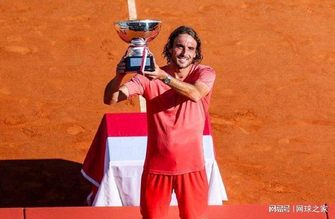 包含欧洲网球队力克西班牙网球队，西西帕斯统治全场的词条