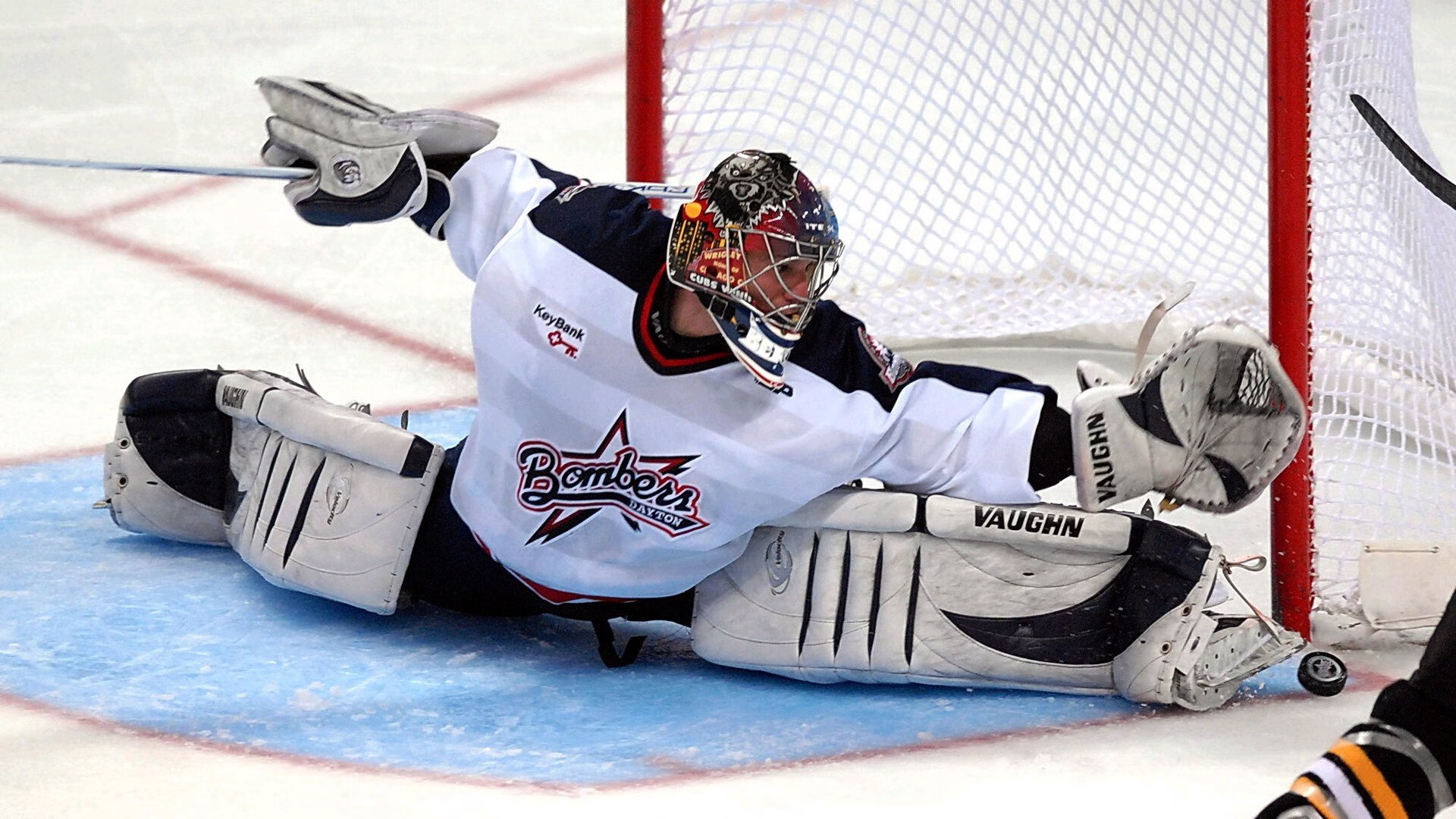 绝地反击，周冠宇扛起雷诺大旗，逆风翻盘哈斯车队